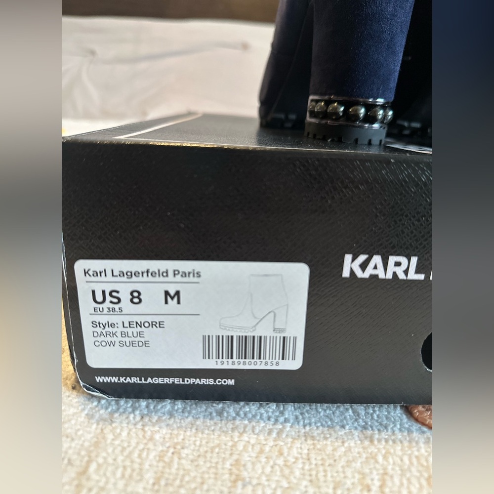 KARL LAGERFELD PARIS LENORE SUEDE BOOT SIZE 8 - Picture 11 of 11